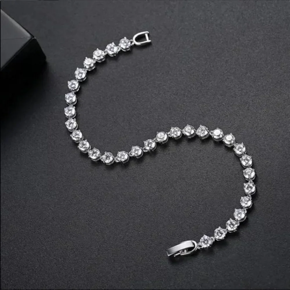 NEW 925 STERLING SILVER DIAMOND TENNIS BRACELET, NICE BRACELET, CUTE BRACELET - Picture 3 of 7